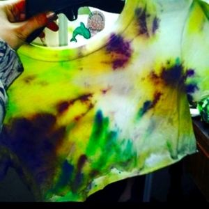 TIE-DYE crop top